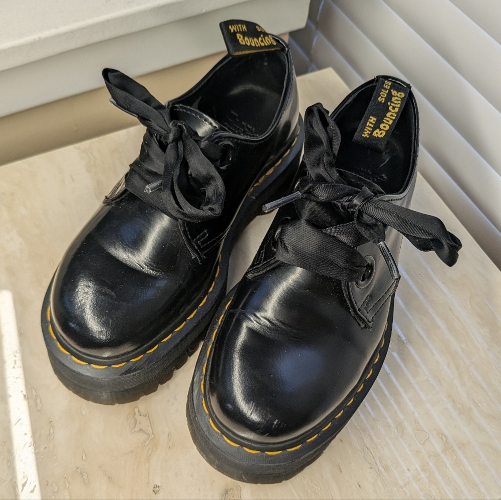Dr. Martens Black Leather Holly Oxfords - Size 5 - Picture 1 of 8